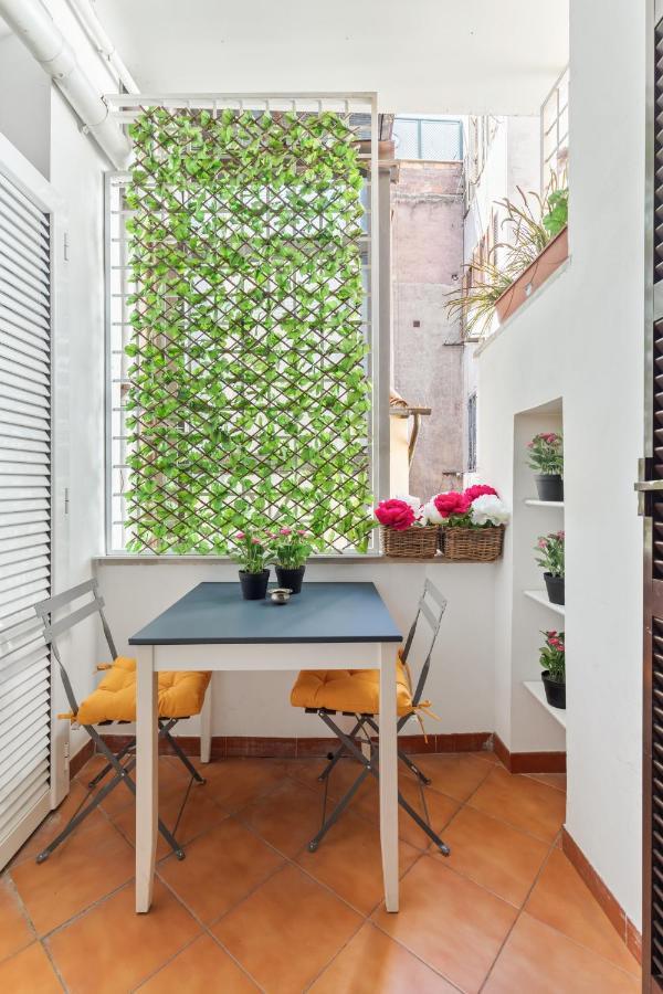 Ferienwohnung R.C. Cappellari Loft Campo De' Fiori Rom Exterior foto