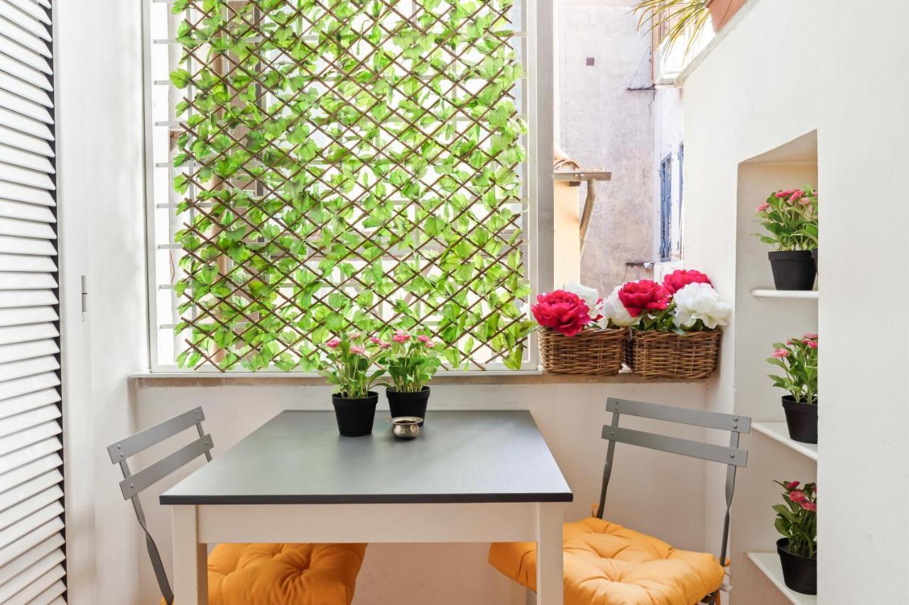 Ferienwohnung R.C. Cappellari Loft Campo De' Fiori Rom Exterior foto