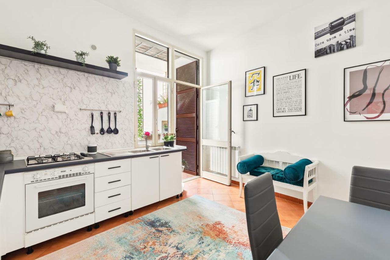 Ferienwohnung R.C. Cappellari Loft Campo De' Fiori Rom Exterior foto