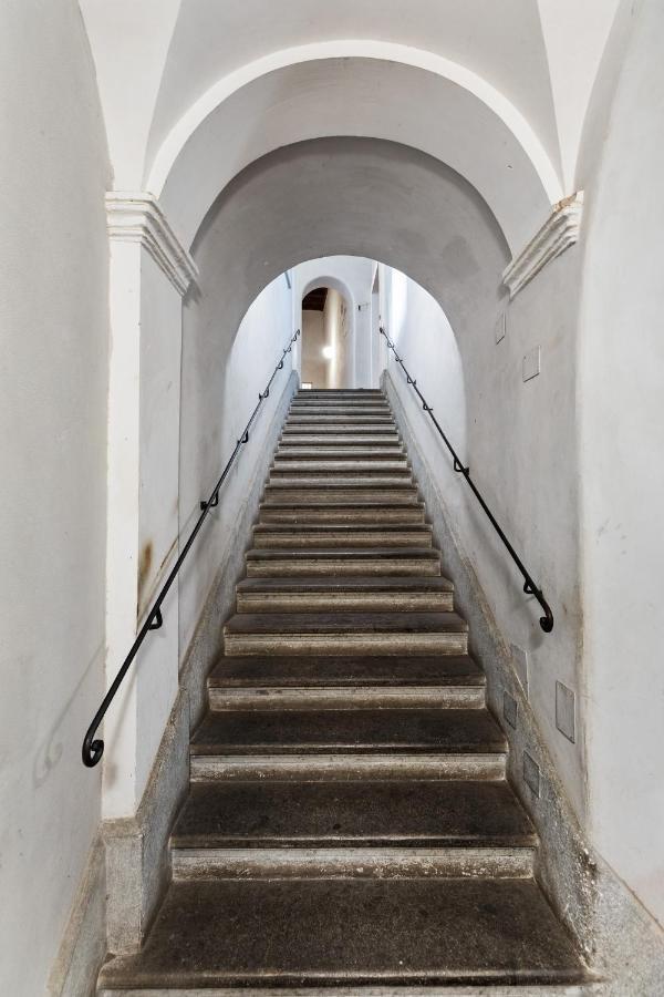 Ferienwohnung R.C. Cappellari Loft Campo De' Fiori Rom Exterior foto