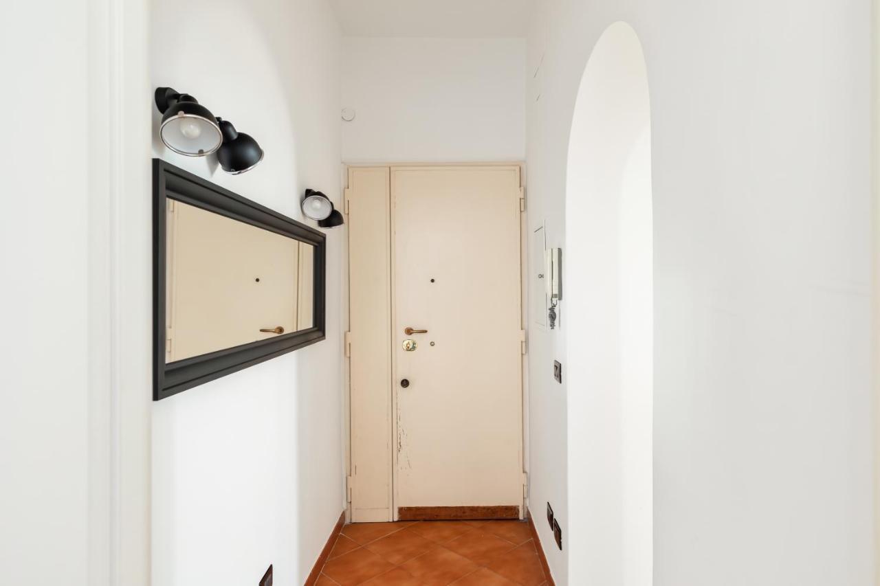 Ferienwohnung R.C. Cappellari Loft Campo De' Fiori Rom Exterior foto