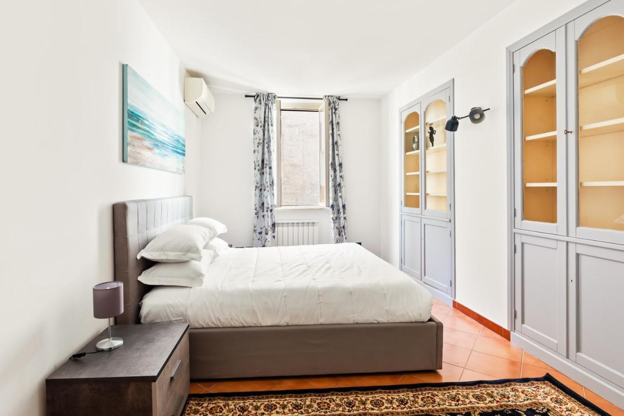 Ferienwohnung R.C. Cappellari Loft Campo De' Fiori Rom Exterior foto